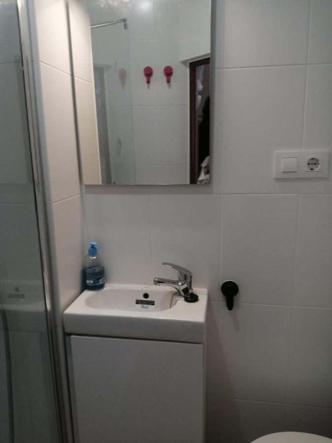 2 Bedroom In Apartment