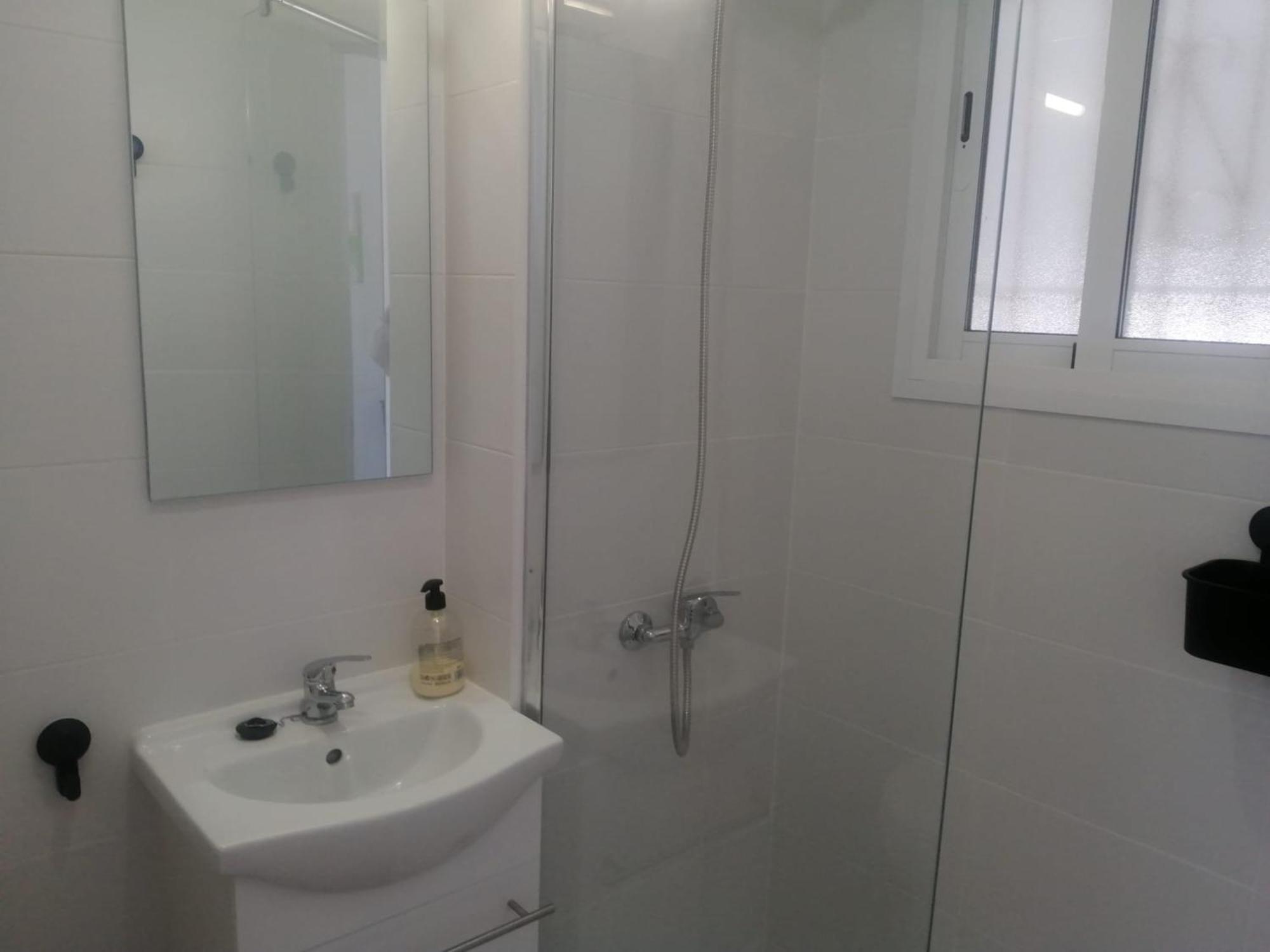 2 Bedroom In * San Fernando