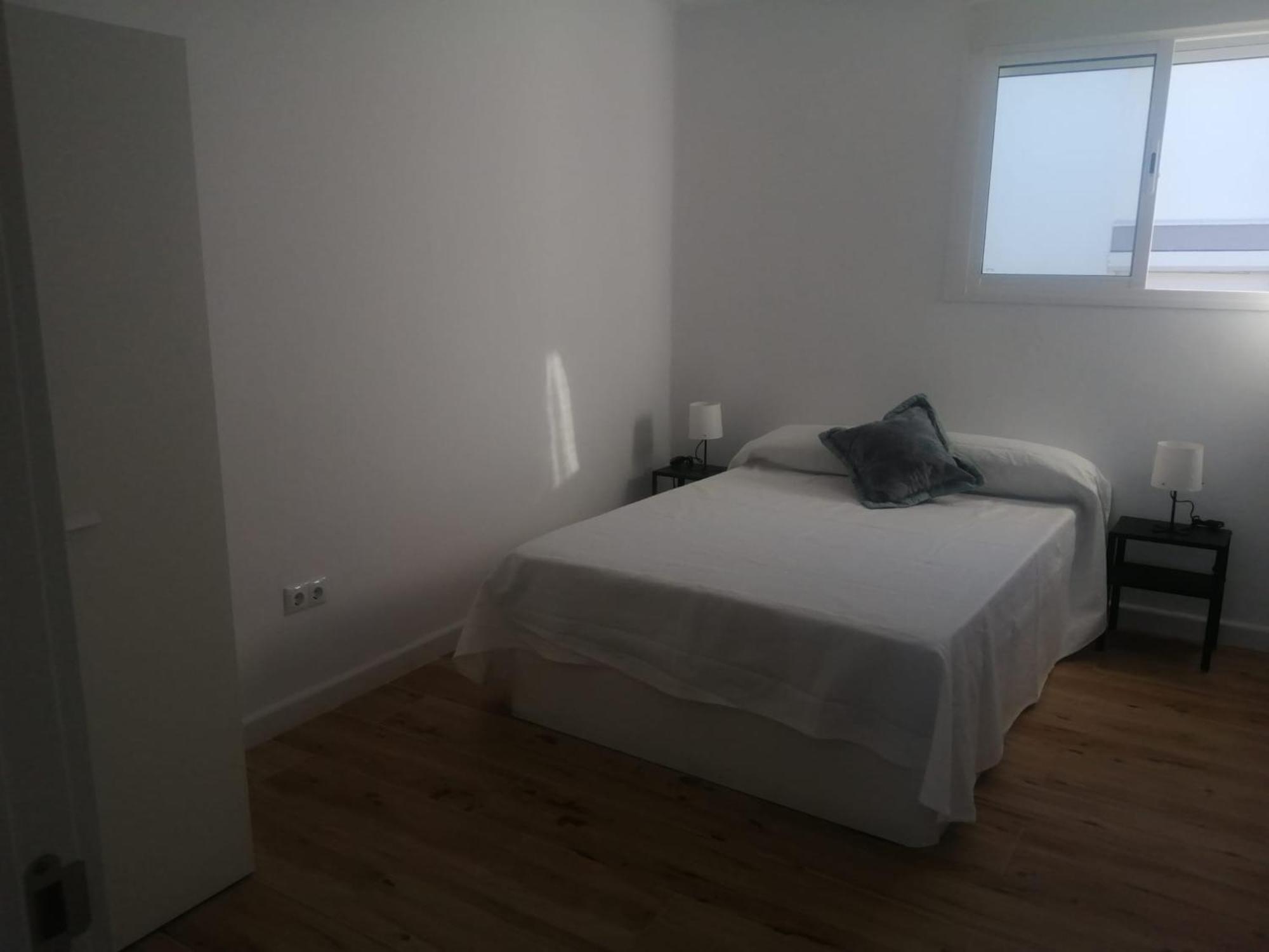 2 Bedroom In * San Fernando